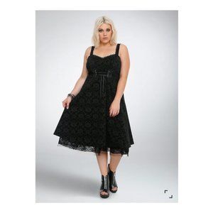Torrid Nightmare Before Christmas Black Velvet Corset Dress